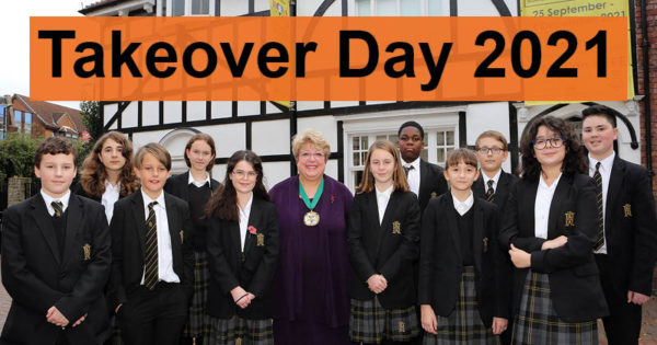 King Harold Academy students with Cllr Helen Kane outside the museum