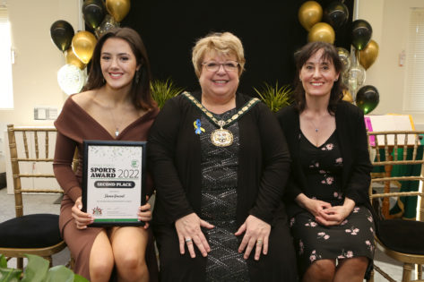 Sports award winner - Shona Vincent and Chairman of the Council, Helen Kane