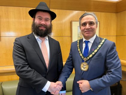 Rabbi Yossi Posen with Chairman of Council Cllr Darshan Sunger